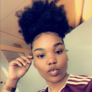 Meet your Posher, Cinndya